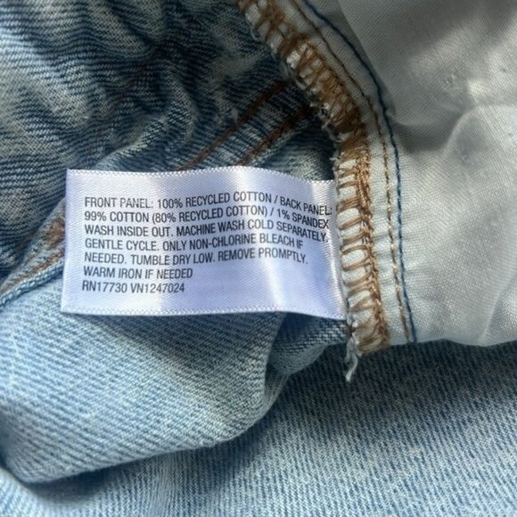 Wild Fable Light Wash High-Rise Straight Jeans Womens Size 17 NWT - Picture 7 of 16